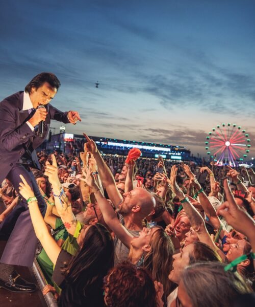Nick Cave se desgarra el alma en un antológico concierto para cerrar Mad Cool