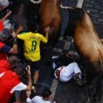 Un herido por cornada y ocho por contusiones en un rápido encierro de la Palmosilla en San Fermín