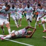 Bélgica sale del sarcófago con el billete de octavos tras remontar un 0-2 a una Senegal superior