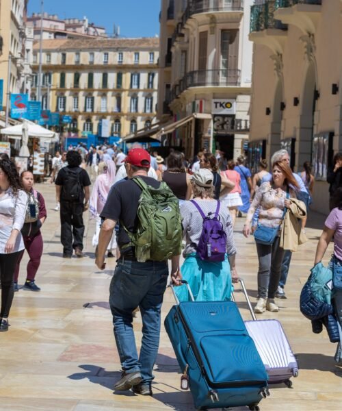 Diez ciudades españolas concentran el 38% de todos los alojamientos para turistas