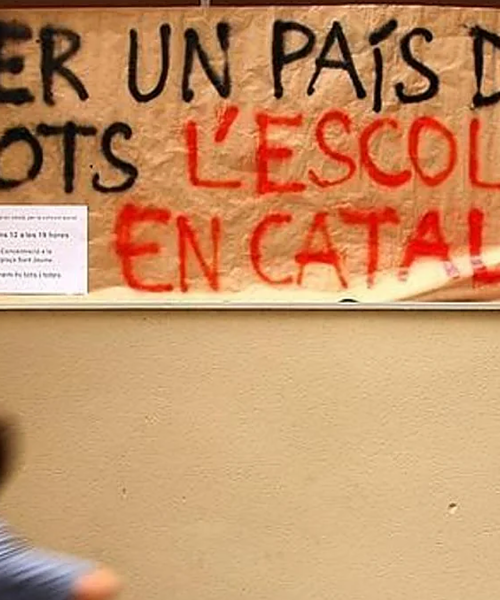 El Supremo declara ilegal excluir el español de la rotulación de los colegios públicos y concertados de Cataluña