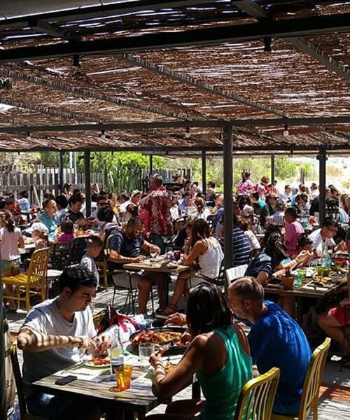Cuatro chiringuitos catalanes para comerse el Mediterráneo este verano