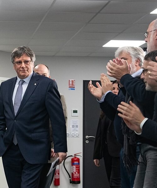 El proyecto de Puigdemont se desmorona tras el éxodo de una veintena de fieles que confiaron en él después del 1-O
