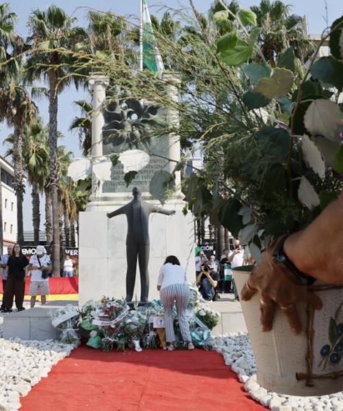 Vox no acude a la conmemoración del 90 aniversario del fusilamiento de Blas Infante y la izquierda lo señala como «heredero de sus asesinos»