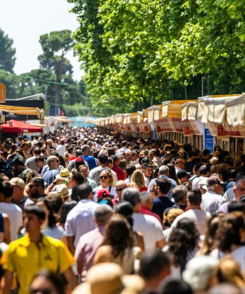 El grupo Feltrinelli redobla su apuesta en español y reabre el debate sobre el tamaño ideal de las editoriales