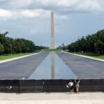 El caso de la piscina reflectante de Washington se le atraganta a Trump