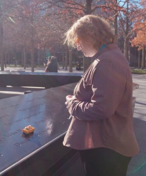 La falsa superviviente del 11-S: cómo una barcelonesa creó la mentira perfecta que conmovió a los Estados Unidos