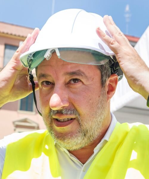 Las horas más bajas de Salvini, acorralado en su partido y presionado por el auge del ultra Vannacci