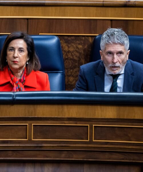 Robles indigna al resto del Gobierno al chocar con Marlaska y plantear que el CNI sí avisó de que venía un gran salto en Ceuta