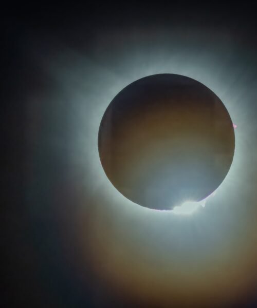 ¿Te preocupa el tiempo que hará donde vas a ver el eclipse? De momento, incertidumbre, sobre todo en la costa norte