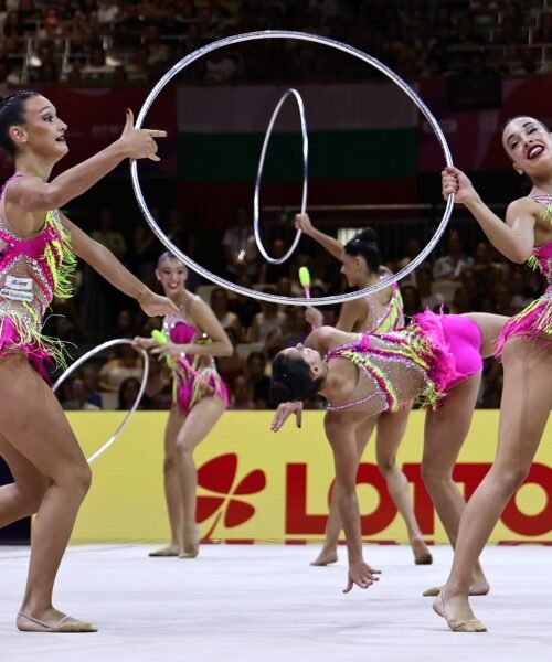 España suma la plata en la final de aros y mazas y cierra el Mundial de Fráncfort con otra medalla