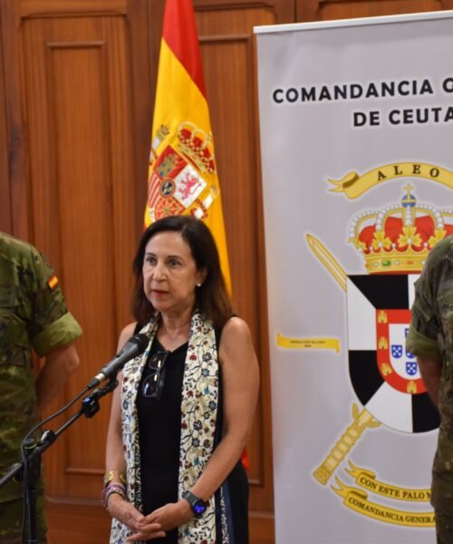 Robles reafirmará la labor de las Fuerzas Armadas y la españolidad de Ceuta en el Congreso