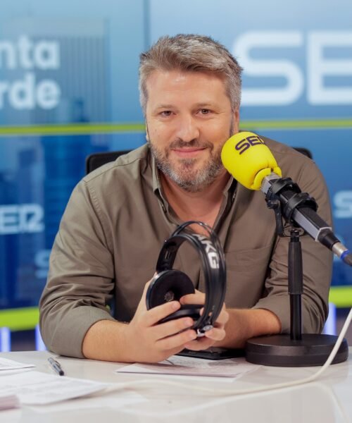 Aimar Bretos se estrenará el lunes en ‘Hoy por hoy’ con una entrevista a Pedro Sánchez