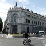 La deuda pública alcanza un nuevo máximo de 1,76 billones en junio, aunque su peso sobre el PIB sigue cayendo