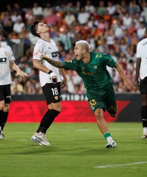 El Betis castiga la racanería del Valencia