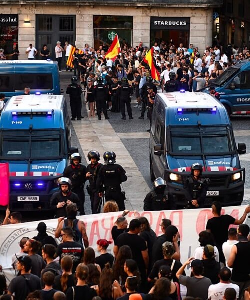 Pinchazo de la manifestación antiinmigración de Save Europe Act en Barcelona