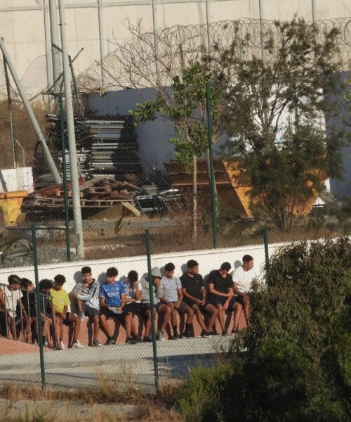 Más de 1.750 menores extranjeros han sido derivados desde Canarias, Ceuta y Melilla en un año