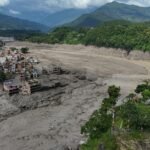 Cientos de desaparecidos, entre ellos extranjeros, por una fuerte riada y deslizamientos de tierra entre Nepal y Tíbet