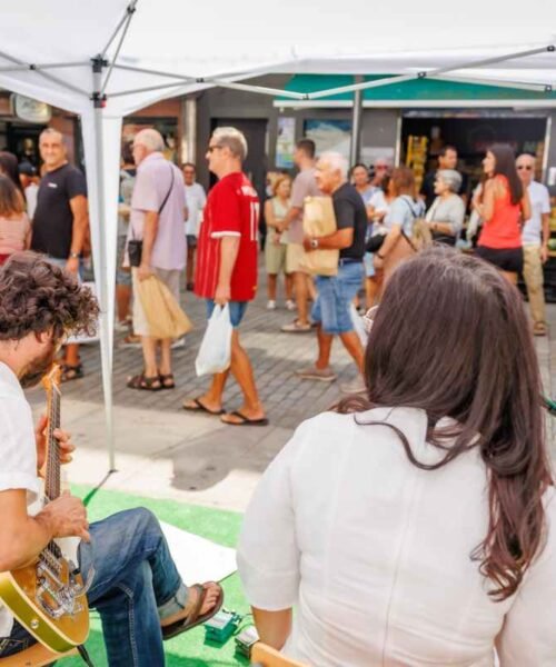 Fóra Stocks Bioro pecha tres días de promoción comercial cunha gran xornada no Mercado Municipal