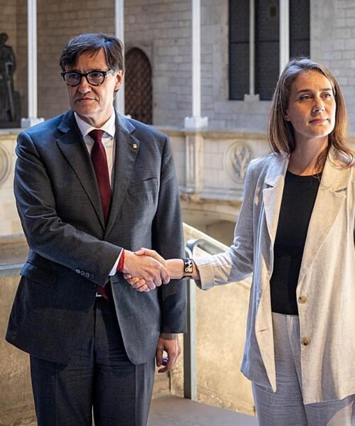 El Consejo de Garantías Estatutarias considera inconstitucional la ley de Illa que limita la compra de vivienda