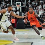 El Valencia derrota al Besiktas en una exhibición de TJ Shorts