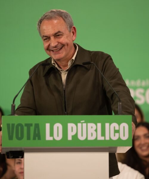 Dirigentes del PSOE lamentan las “contradicciones” de Zapatero con las joyas: “¿Dónde queda la ética?”