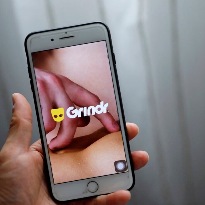 Grindr zanja con 30 millones una demanda en Reino Unido por haber compartido información relativa al VIH de usuarios