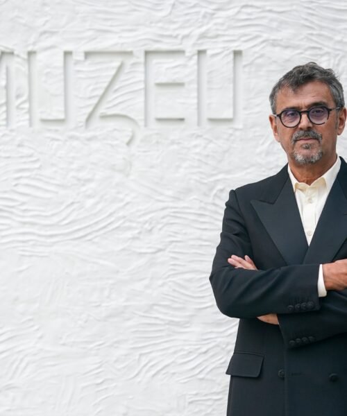 La utopía obrera de José Teixeira, el magnate que llena sus fábricas de libros, arte y filosofía