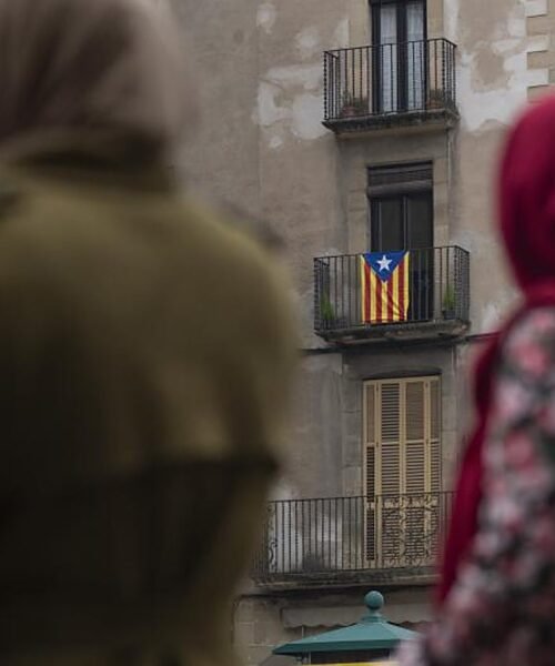 Casi la mitad de los  nacidos en el extranjero que residen en Cataluña llegaron después de 2020