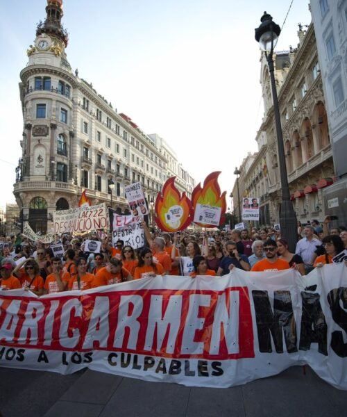 La indignación por la vivienda toma la calle y se planta en Sol