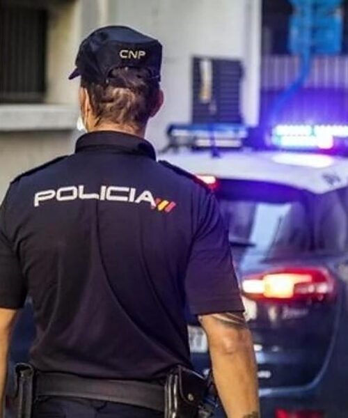 Detenido por amenazar con un hacha a su vecino en Palma tras una discusión por el volumen de la música