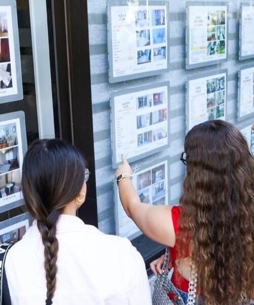 Las hipotecas caen un 3,5% en julio, pero el importe medio marca un nuevo máximo por encima de los 180.000 euros