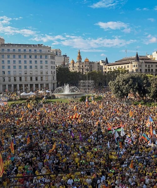 Un independentismo a la defensiva no levanta cabeza en una Diada marcada por el auge de Aliança