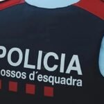Un hombre resulta herido crítico tras saltar de un cuarto piso después de apuñalar a tres personas en Barcelona