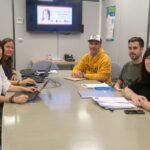 O VIII Premio Luísa Villalta recoñece á asociación inclusiva Ambar e a Maitane Vicente (Outes)