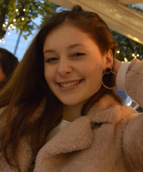 El novio de la joven Ana Buza, absuelto de su muerte en la carretera tras declararlo no culpable el jurado
