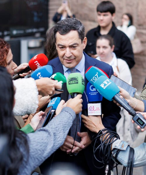 Juanma  Moreno exige la revisión integral del trazado ferroviario: «El AVE que une Madrid y Andalucía ha dejado de ser un medio de transporte seguro»