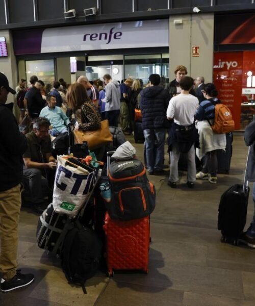 Los hoteles de Sevilla registran una «ola de cancelaciones» tras el accidente ferroviario y lamentan «la incertidumbre» y la afectación a la imagen de la ciudad