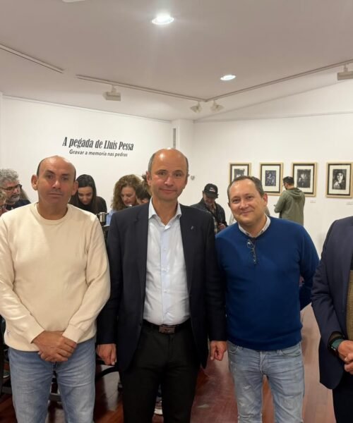 O Museo do Gravado de Artes segue a pegada do creador catalán Lluís Pessa cunha mostra de 30 pezas