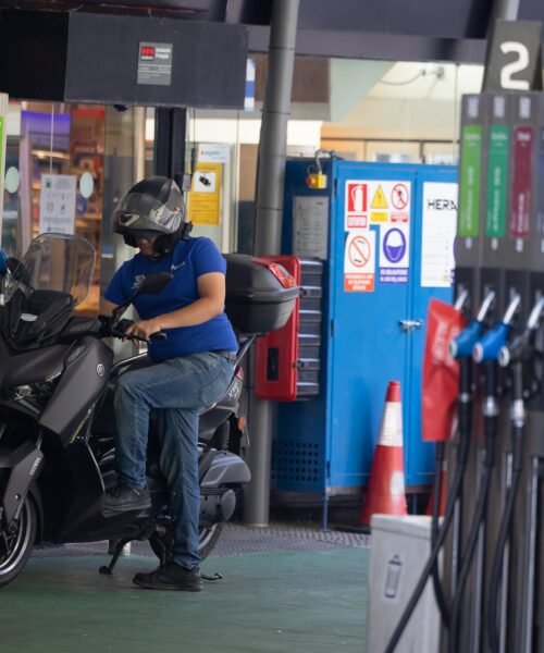 La inflación se mantiene en el 4,9% por el empuje de los combustibles