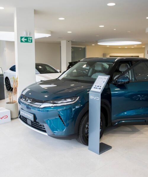 Los coches de empresa lastran al eléctrico: los particulares compran ya un 25%, las compañías solo un 10%