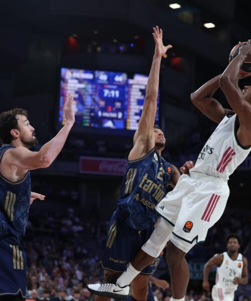 El Madrid gana el duelo de estilos ante el Fenerbahçe