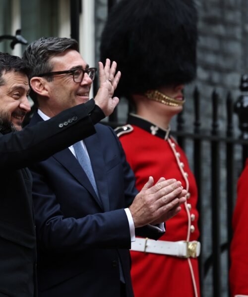El Reino Unido despliega la alfombra roja para arropar a Zelenski frente a Trump