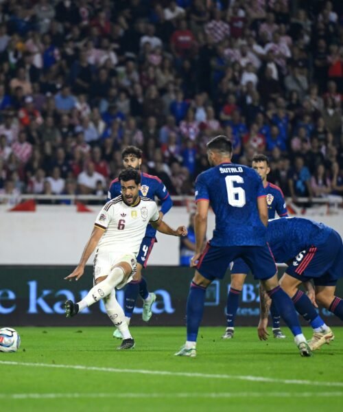 Mikel Merino siempre lo arregla todo y remonta con un doblete a Croacia