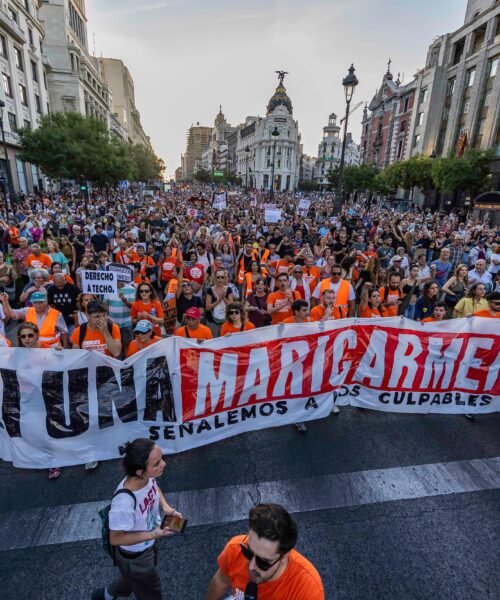 ¿Quiénes son los de los chalecos naranjas? Así funciona el Sindicato de Inquilinas, que lidera la acampada de Sol