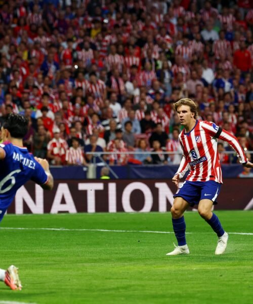El United le dura un minuto al Atlético