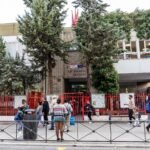 Los profesores de Madrid anuncian una dura huelga indefinida: “Los centros educativos van a parar por completo”