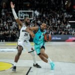 El Barcelona apaga los triples del Besiktas y se estrena a domicilio en la Euroliga