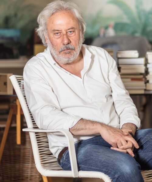 Julio Llamazares y “aquella España llena de sangre”