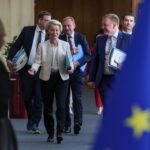 Bruselas advierte del riesgo de reestructurar la deuda del fondo europeo de recuperación como propone España